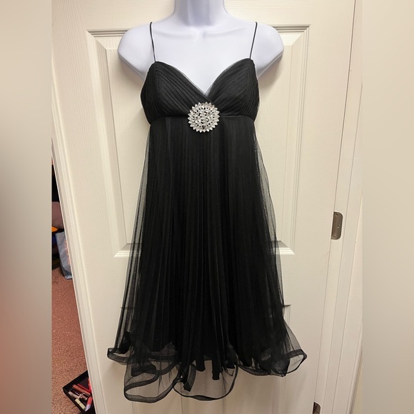 off shoulder dress a line Off-The-Shoulder A-Line – AVANTLOOK US Size:8-9Y Excluding_Sale Jaded London OPHIDIAN DEVORE